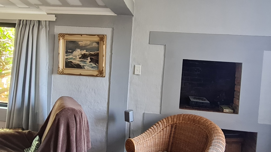 4 Bedroom Property for Sale in Boggomsbaai Western Cape